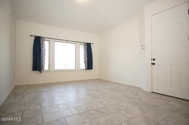 Photo - 14380 Tobe Davis Dr