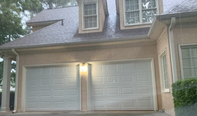 Photo - 80 Preswick Park Dr