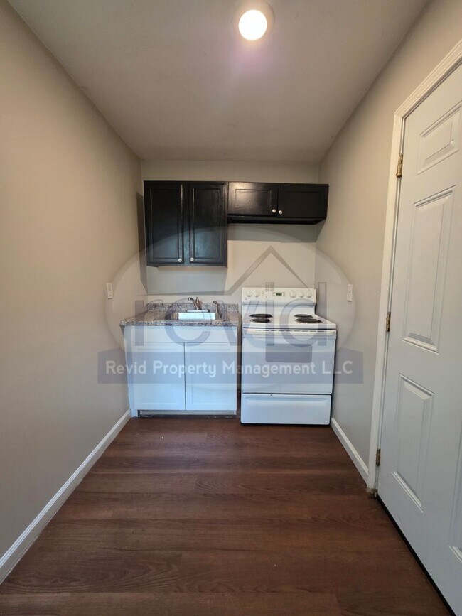 Photo - 1 Bedroom apartment! Unit 1303 A