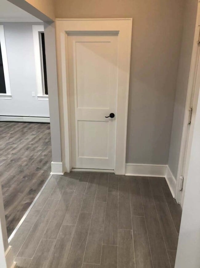 Photo - 553 Undercliff Ave Unit 5