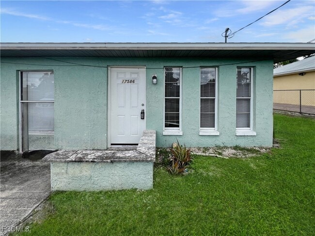 Building Photo - 17586 Cypress Point Rd Rental