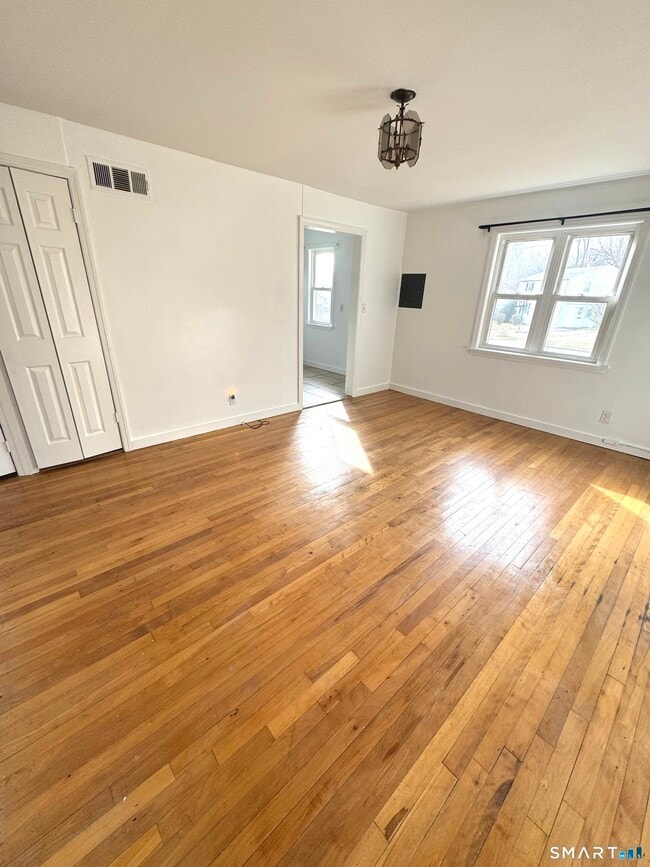 Photo - 89 Campfield Dr