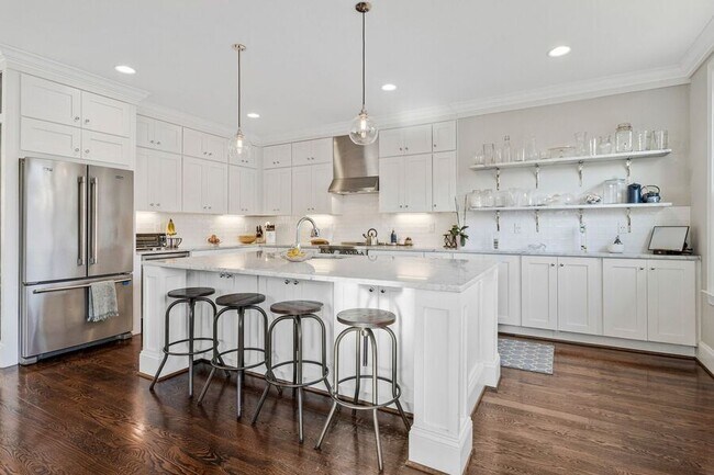 Building Photo - 6515 8th St NW