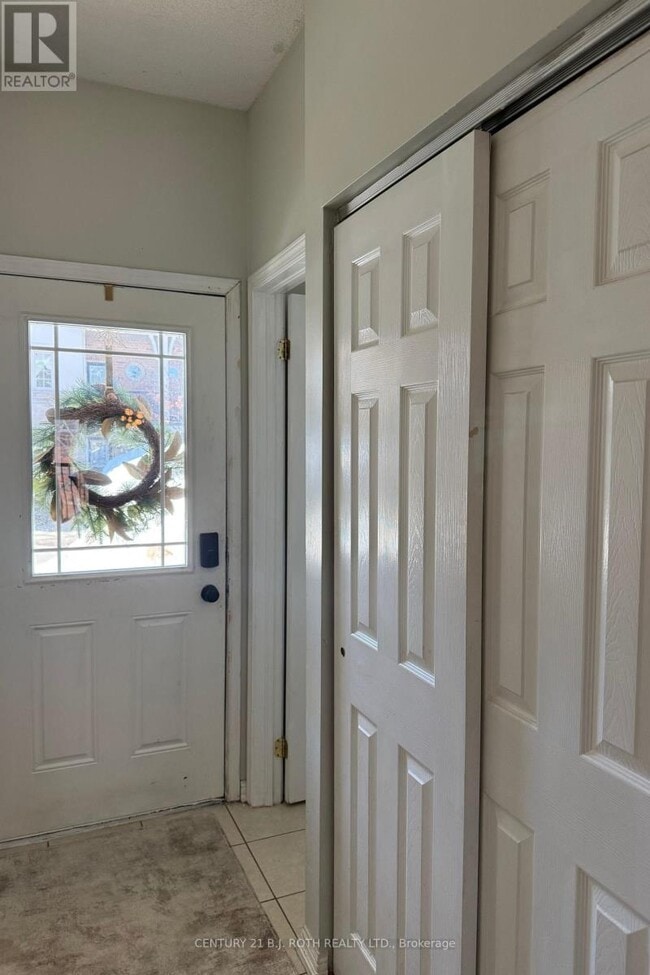 Photo - 175 Stanley St.