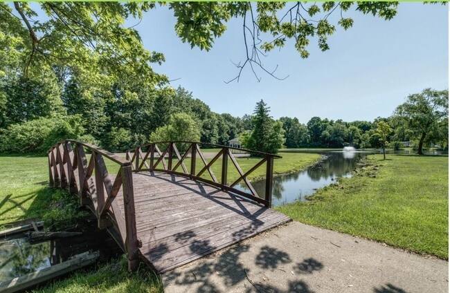 Photo - Belle Villa Meadows & Lakes - Manufactured