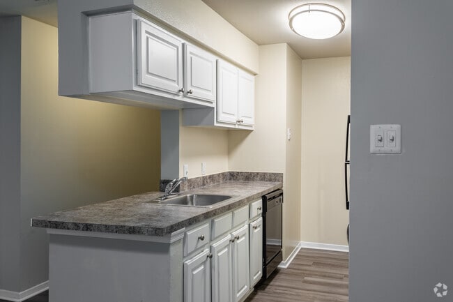Interior Photo - Saddle Ridge Apartments
