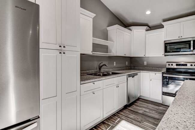 Photo - Like New 3 Bedroom Town Home