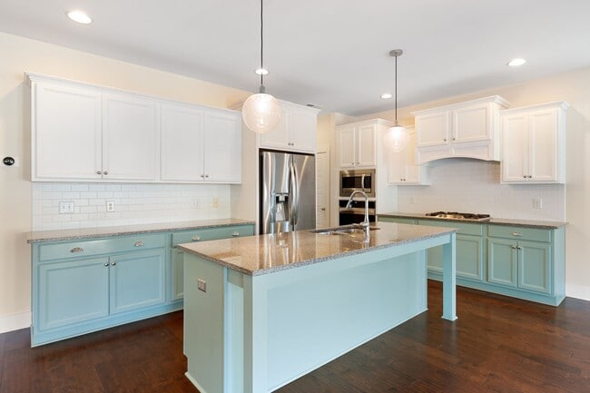 238 Mallard Landing Dr