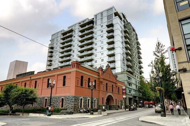 Building Photo - Exquisite 1BD/1.5BTH Condo Unit in the Pea...