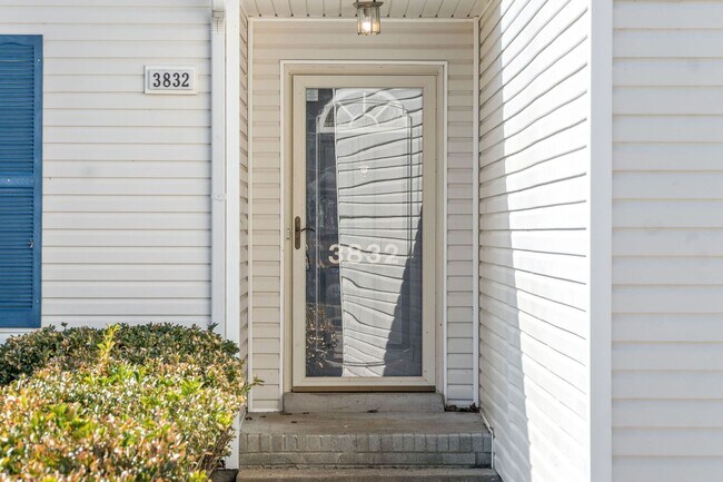 Photo - 3832 Cannondale Dr