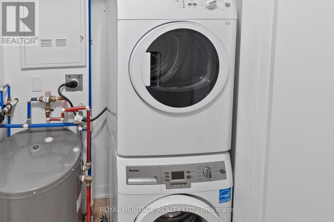 Photo - 1800 Simcoe St N Unit 307