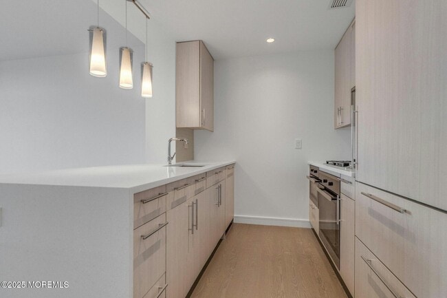 Photo - 15 Morris Ave Unidad 221