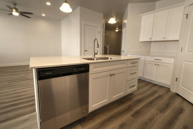 Photo - 4 Bedroom 3 Bathroom Townhome in Lehi!