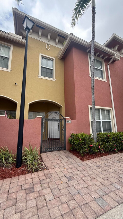 Photo - 2851 Prospect Rd