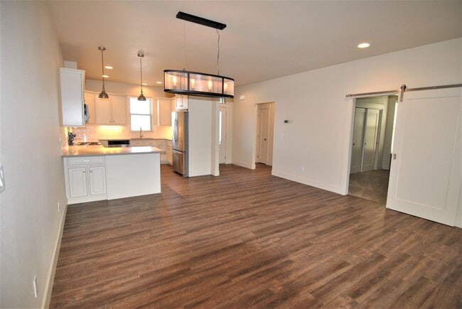 Photo - 1704/1706 Danny Boy Lane Duplex Unit #1704