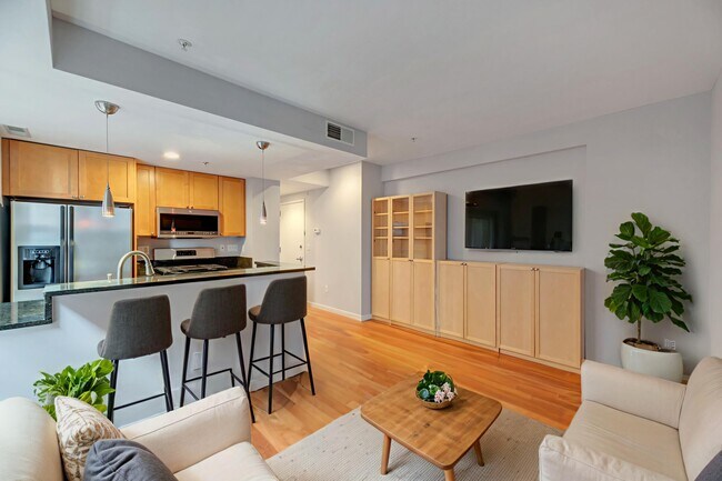 Photo - 2535 13th St NW Unidad 104