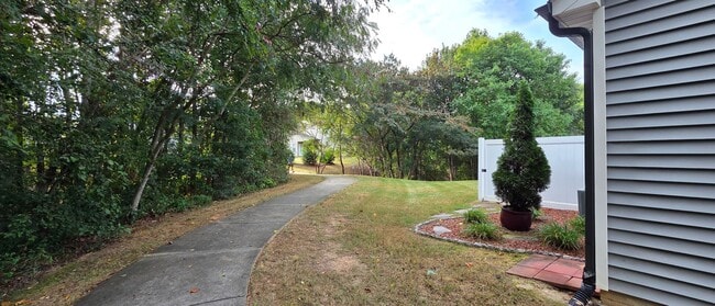 335 Shallowford Reserve Dr