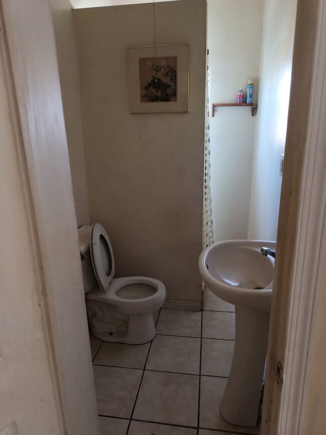 Photo - 1615 N Ellamont St