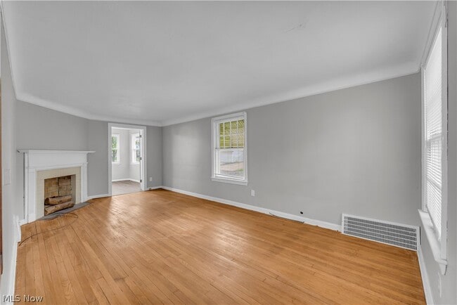 Photo - 19702 Pawnee Ave