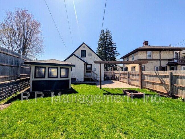 Photo - 636 Gotzian St