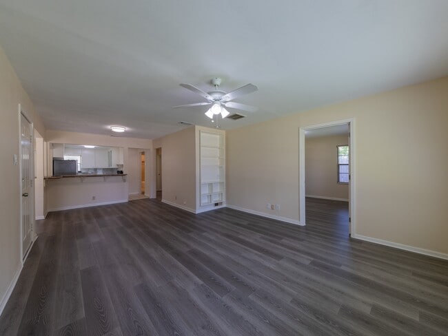 Photo - 4710 Glenmont St
