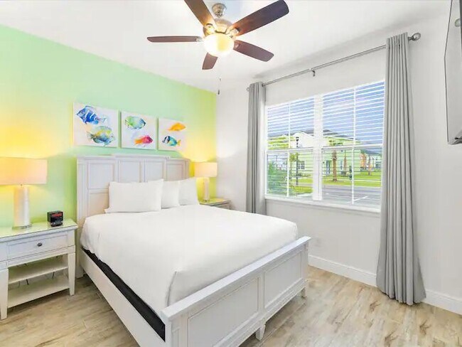 Photo - 2967 Castaway Ln