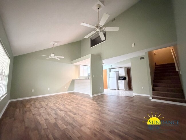 Photo - 946 Ashley Ln