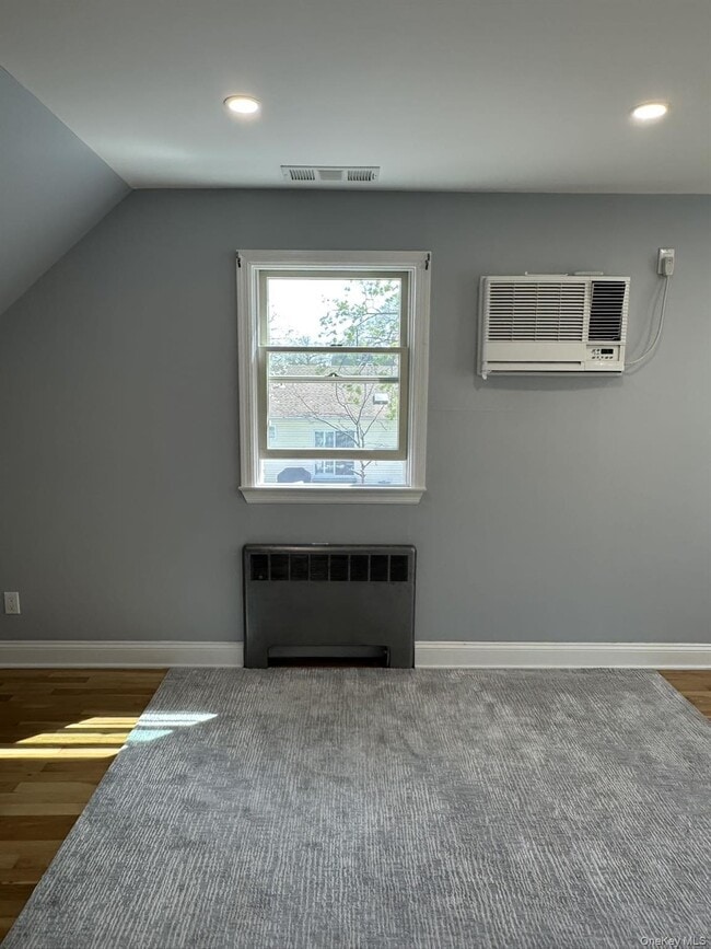 Photo - 32 Waterview Pl