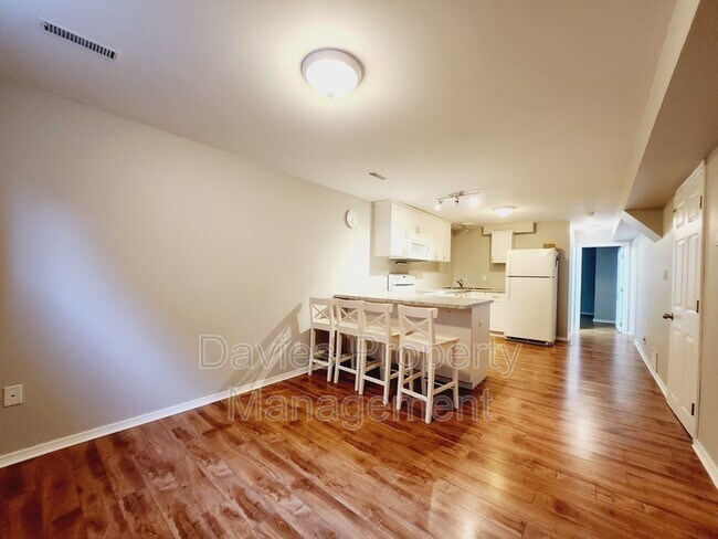 Photo - 11031-11152 152 St NW Unit BSMT
