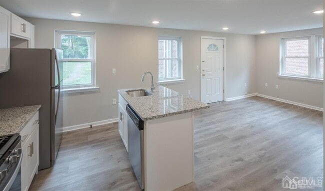 Photo - 98 E Cliff St Unidad 1