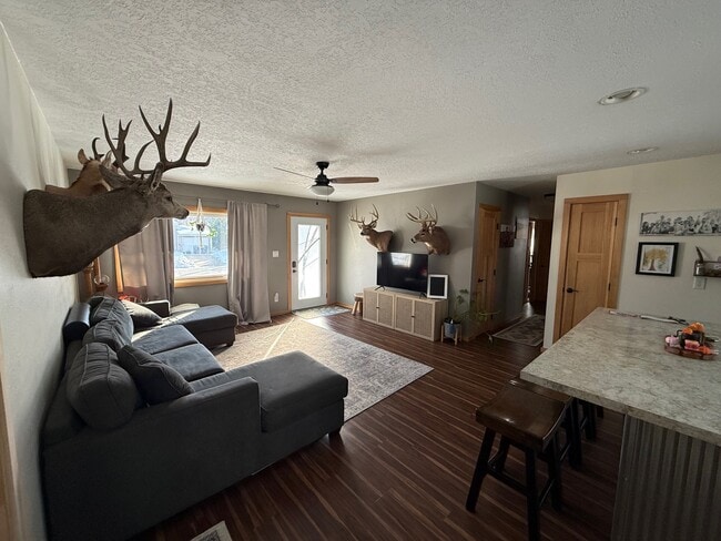 Photo - 3118 31st St S