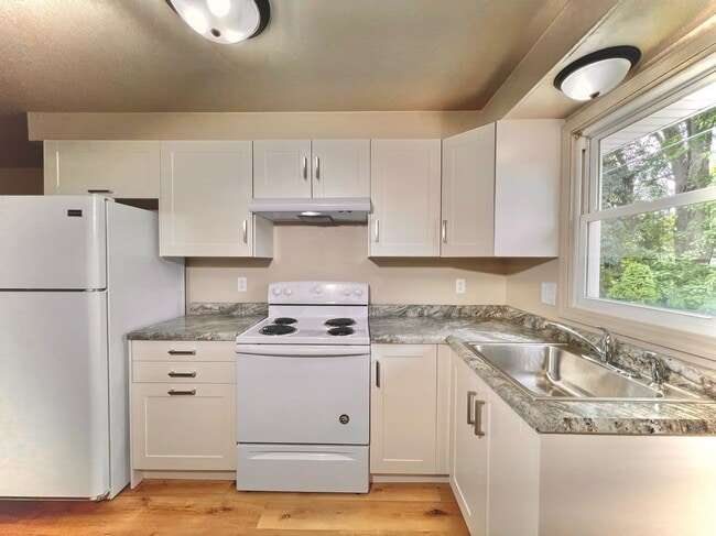 Building Photo - 420 N Norwood Ave Unit 3 Rental