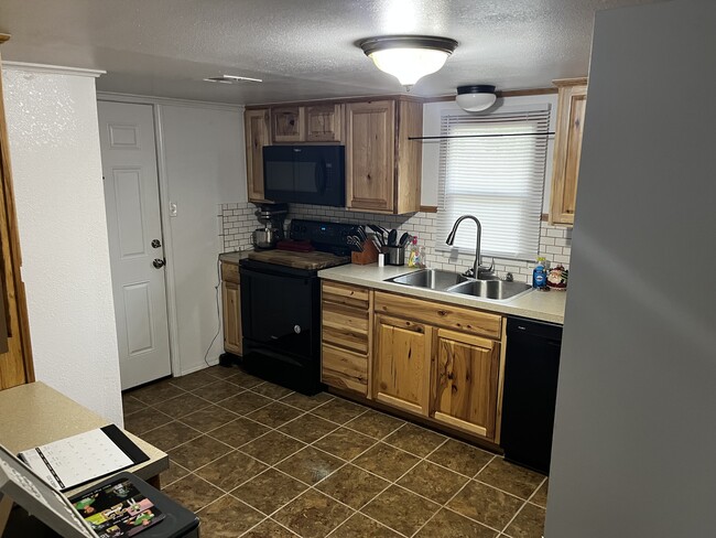Photo - 1115 N Sioux Ave