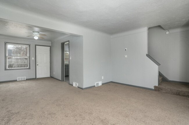 Photo - 18492 Greenfield Rd