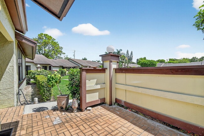 Photo - 270 Beaver Dam Ct