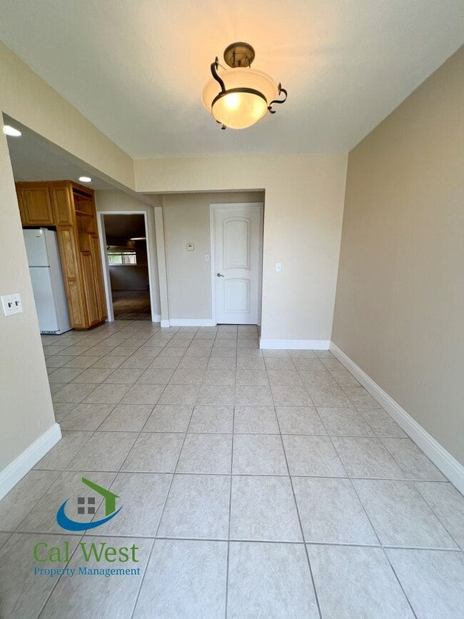 Photo - $4,995 - Beautiful 3/2 Bath Home Tucked Away in Prime Santa Clara's Location
