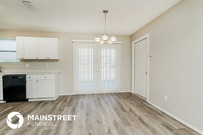 Photo - 2504 NE 23rd Pl