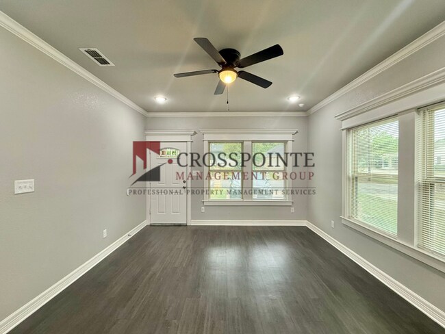 Photo - Tour Today! 3 Bedroom, 2 Bathroom Duplex!