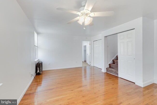 Photo - 600 E Girard Ave Unit 2