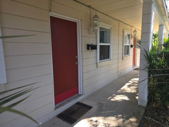 Building Photo - 551 E Miracle Strip Pkwy Unit 7 Rental