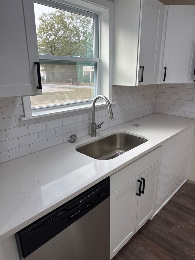 Photo - 4082 Forest Ave W Unit A