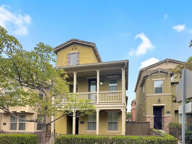 Building Photo - 1828 Scarlet Pl