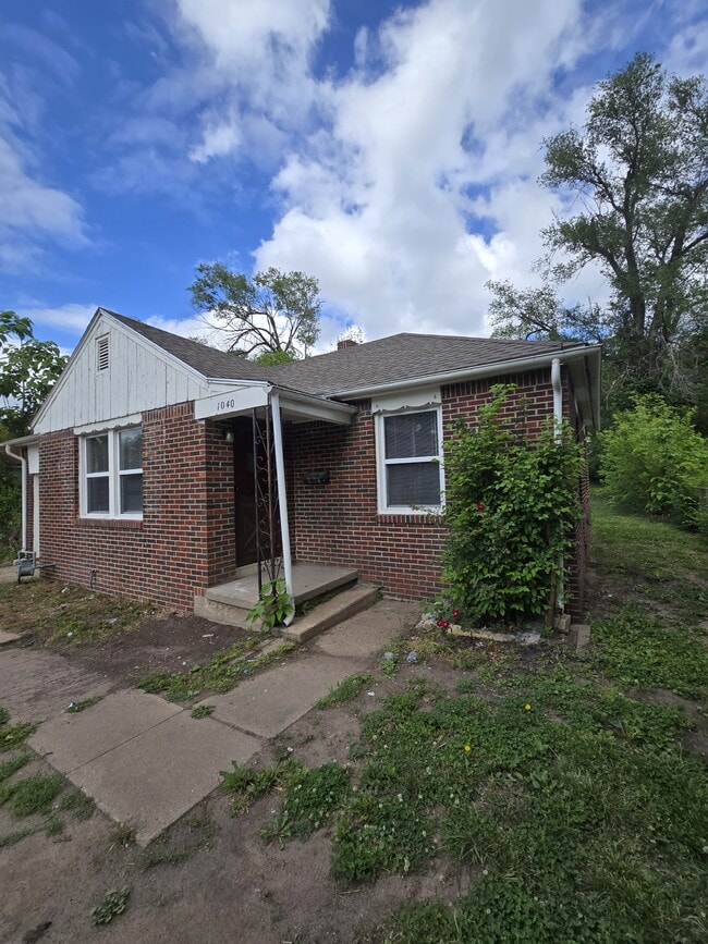 Photo - 1040 N Volutsia