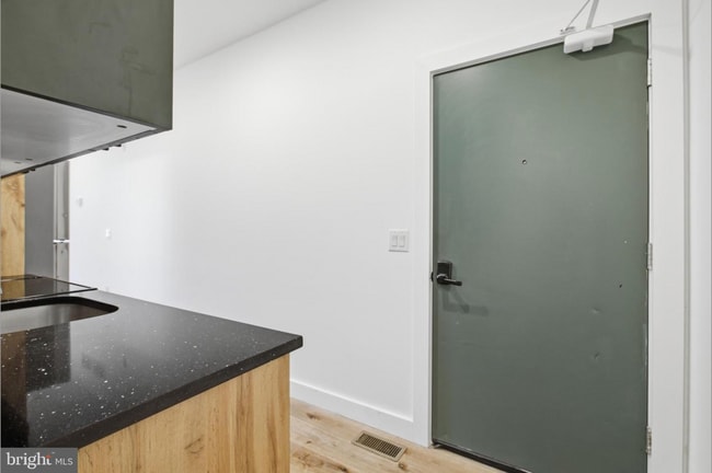Building Photo - 4243 Mantua Ave Unit A