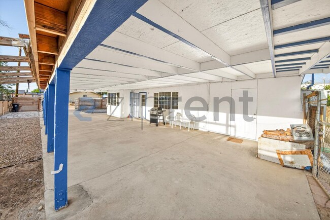 Photo - 12077 Sand Ave