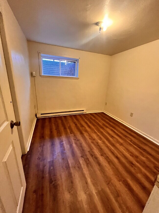 Photo - Ground level apartment! New flooring throu...