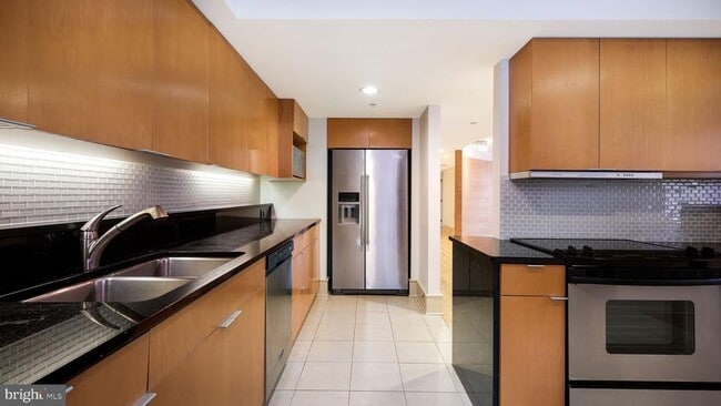 Photo - 1737 Chestnut St Unidad 701