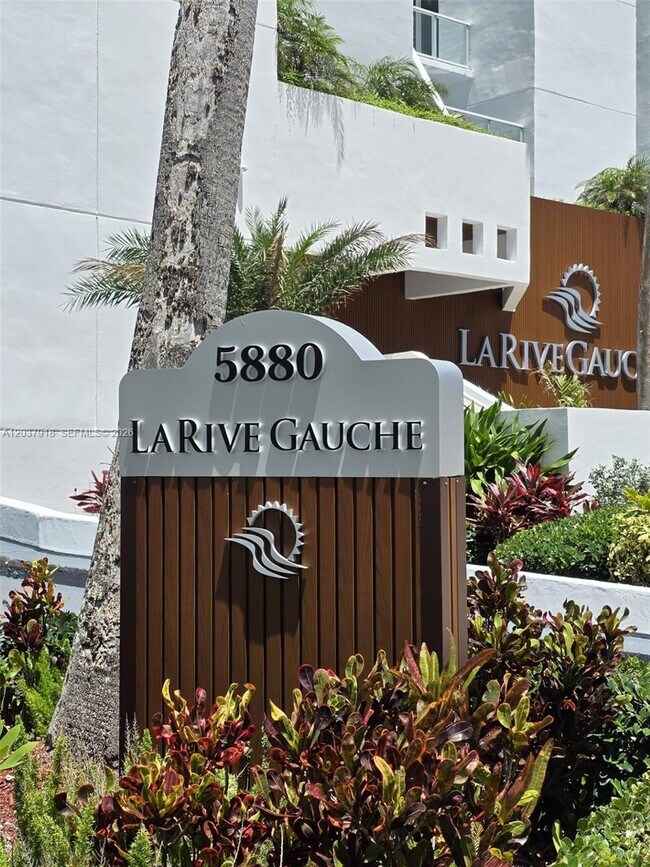 Photo - 5880 Collins Ave Unit 302