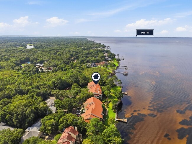 Photo - Waterfront Condo in Bluewater Bay! Unidad 103A