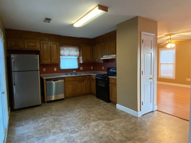 Photo - Lovely 2 bedroom Townhome